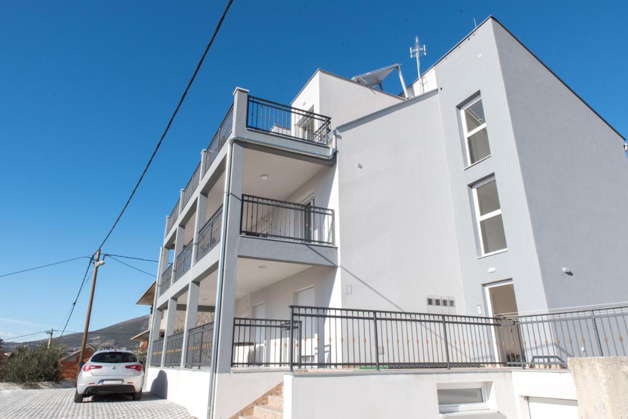 Apartments Zilic Kaštel Stari Zewnętrze zdjęcie