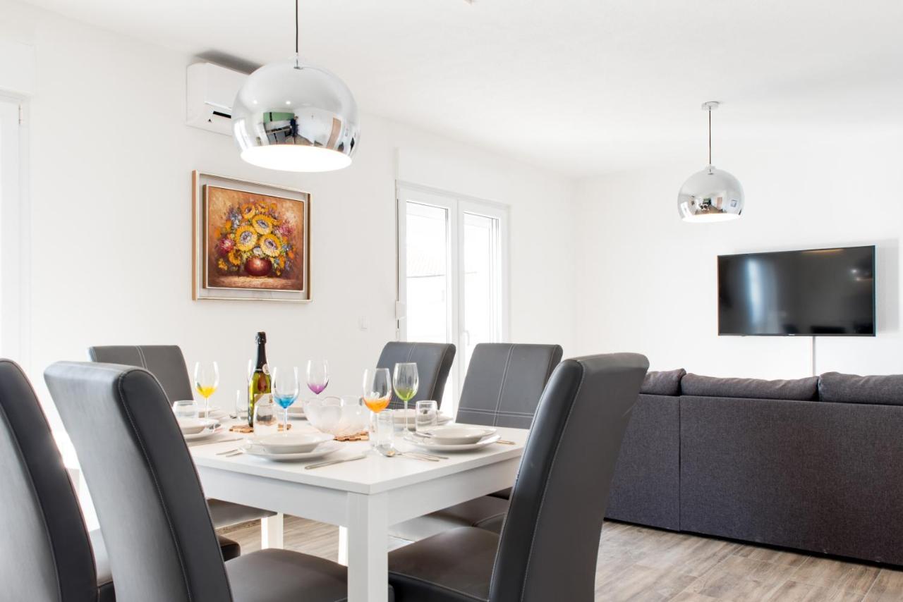 Apartments Zilic Kaštel Stari Zewnętrze zdjęcie