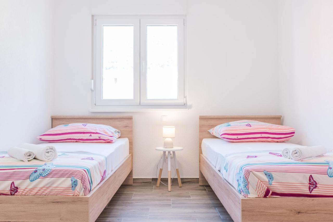Apartments Zilic Kaštel Stari Zewnętrze zdjęcie