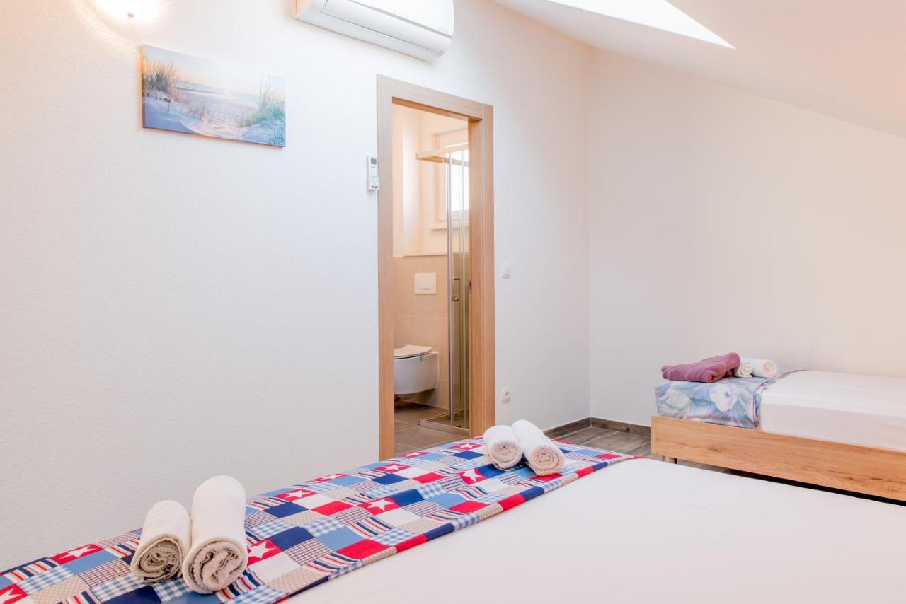 Apartments Zilic Kaštel Stari Zewnętrze zdjęcie